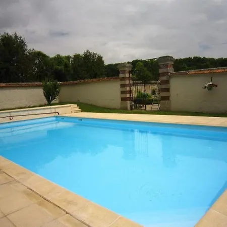 Alluring Castle In With Swimming Pool * Ocquerre